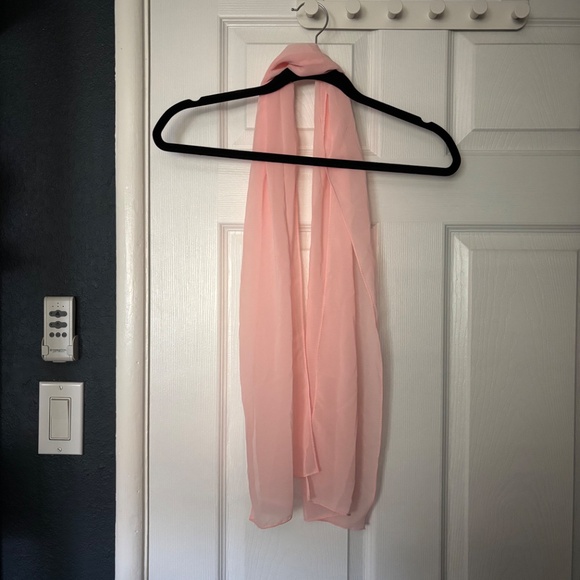 Pink prom/bridesmaid/wedding dress - Picture 4 of 8